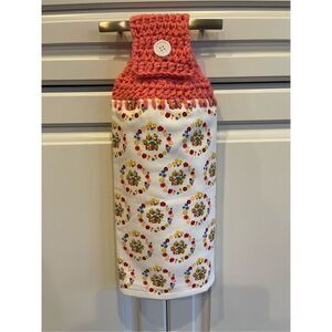 Crochet Top Kitchen Towel- Flowers pink topper